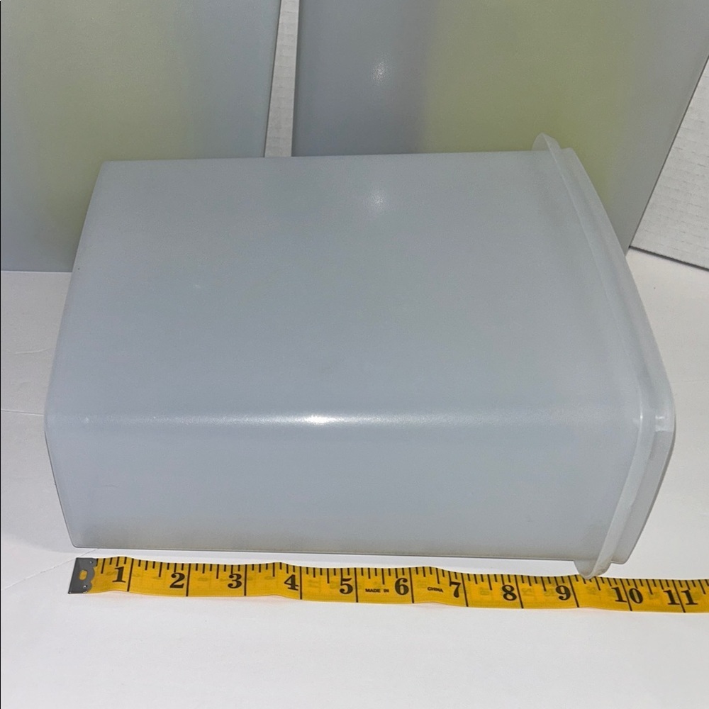 Tupperware Frosted Containers with Red and Green Lids - Picture 6 of 9